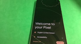 Fair
													Google Pixel 8 Pro - Spectrum, Porcelain, 128 GB, 12 GB, G1MNW, mmWave 5G, photo 1 of 4