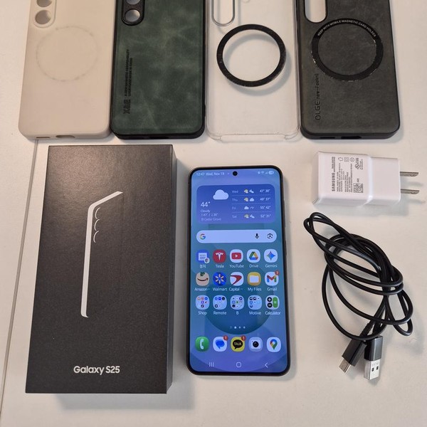 Samsung Galaxy S25 - Unlocked, 128 GB, Silver Shadow, 12 GB, SM-S931U1