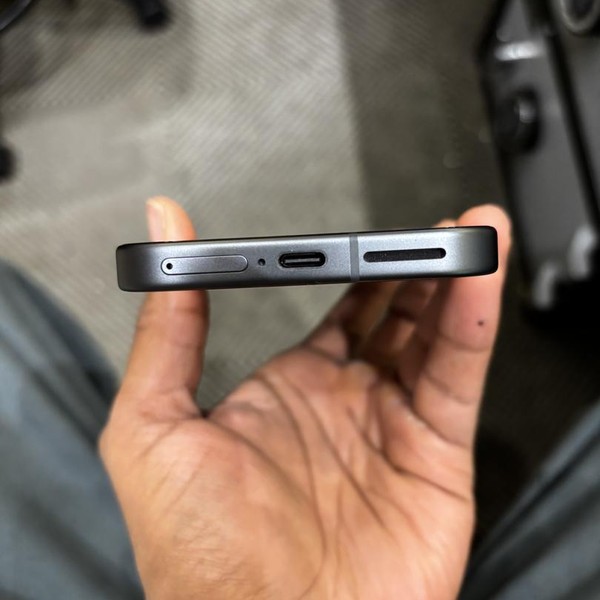 Google Pixel 9a - T-Mobile, 128 GB, Obsidian, 8 GB