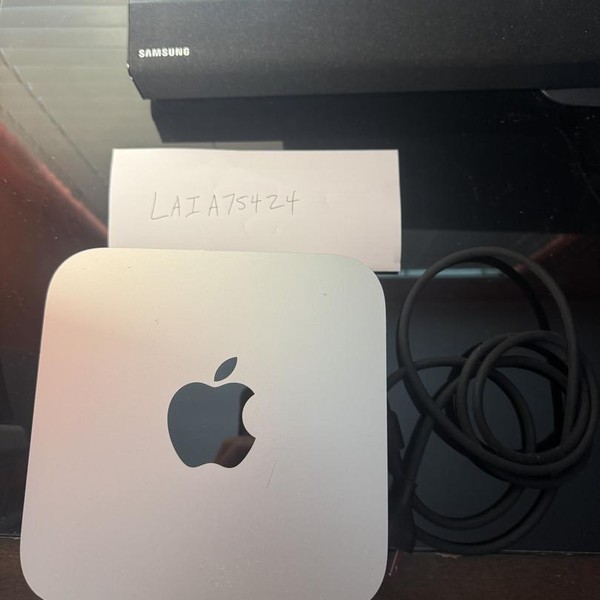 Mac Studio 2022 - 2 TB, 64 GB, Apple M1 Max, 32 Core GPU