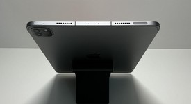 Mint
													Apple iPad Pro 11" 4th Gen 2022 - Unlocked, Gray, 128 GB, photo 3 of 6