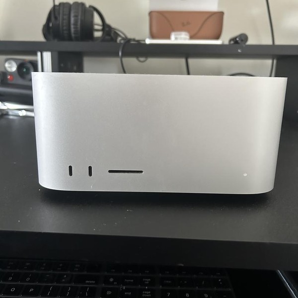 Mac Studio 2022 - 512 GB, 32 GB, Apple M1 Max, 32 Core GPU