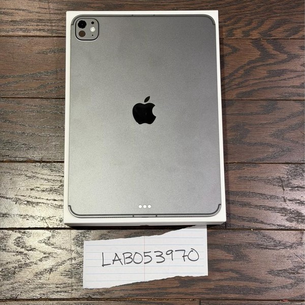 Apple iPad Pro 11 inch (M5) 2025 - AT&T, 512 GB, Space Black, Apple M5 9-Core, A3358, Standard Glass