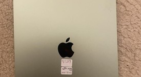 Mint
													Apple iPad Air 4th Gen - Unlocked, Green, 256 GB, A2324, photo 2 of 9