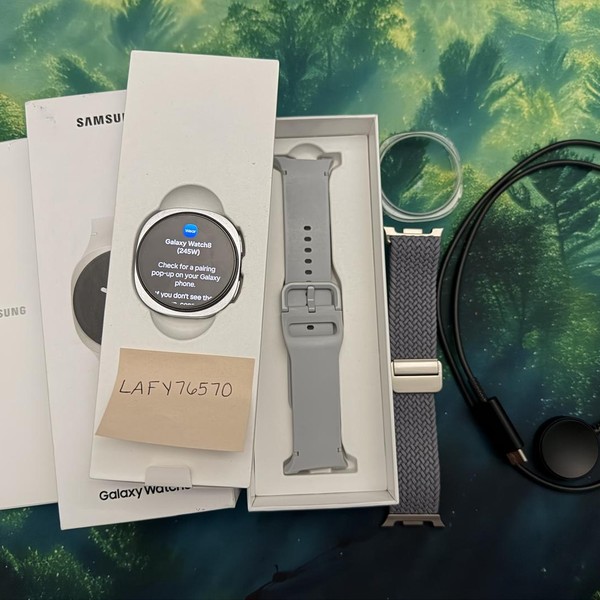 Samsung Galaxy Watch8 - Wi-Fi, Silver, SM-L320, 40mm