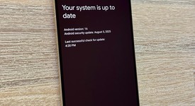 Mint
													Google Pixel 8 Pro - Unlocked, Porcelain, 128 GB, 12 GB, G1MNW, mmWave 5G, photo 3 of 10