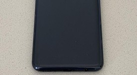 Mint
													Samsung Galaxy A10e - Metro by T-Mobile, Black, 32 GB, 2 GB, SM-A102U, photo 3 of 5