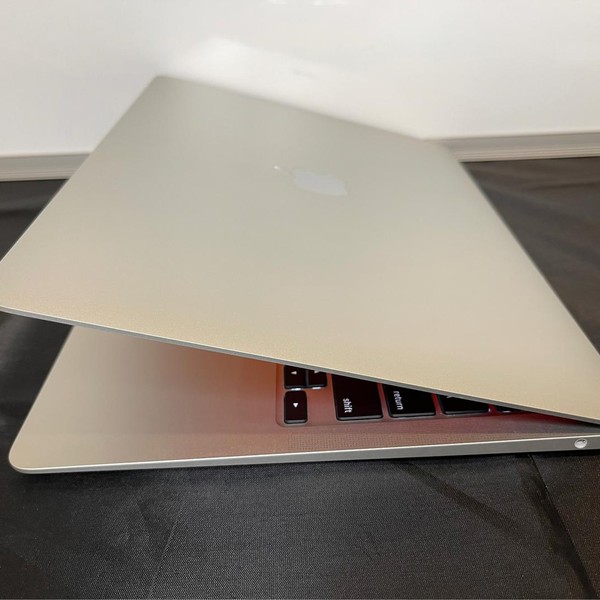 MacBook Air 2020 - 13 inch - 512 GB, Silver, 16 GB, Intel Core i5
