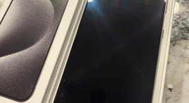 Good
													Apple iPhone 15 Pro Max - Unlocked, White, 256 GB, A2849, photo 5 of 6
