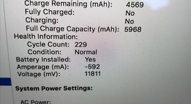 Good
													MacBook Pro 2015 (Retina) - 13" - Silver, 128 GB, 8 GB, photo 1 of 11