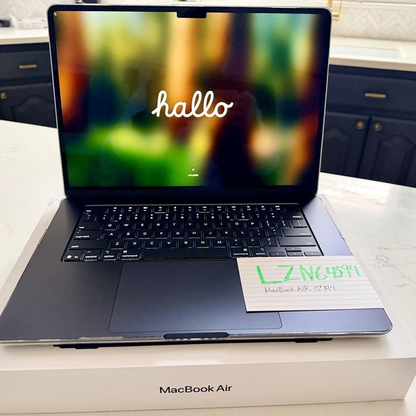 MacBook Air 2025 (M4) - 15 inch - 256 GB, Midnight, 16 GB, Apple M4