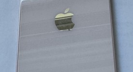 Mint
													Apple iPhone 13 - Unlocked, Pink, 128 GB, A2482, photo 3 of 10