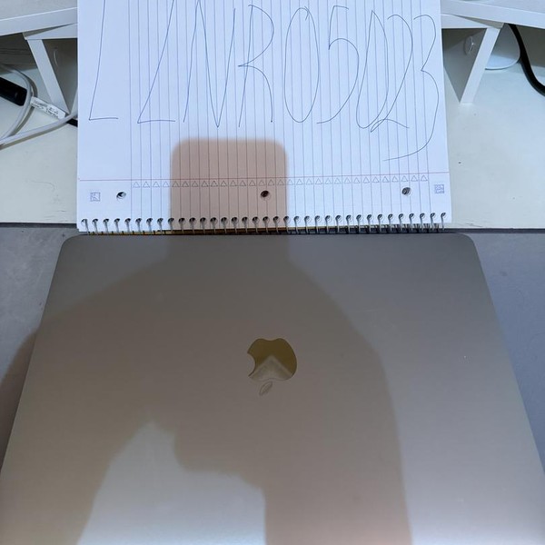MacBook Pro 2020 - 13 inch - Apple M1, Silver, 512 GB, 8 GB