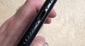 Good
													Apple iPhone SE 3rd Gen 2022 - T-Mobile, Midnight, 64 GB, A2595, photo 5 of 7