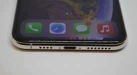 Good
													Apple iPhone Xs Max - Unlocked, Silver, 256 GB, A1921, photo 2 of 11