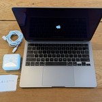 Good MacBook Air 2022 (M2) - 13 inch - 1 TB, Gray, 16 GB, Apple M2