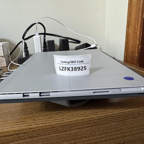 Microsoft Surface Pro 5 (2017) - Unlocked, 256 GB, Silver, 8 GB, LTE