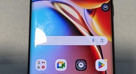 Fair
													Motorola Edge Plus (2023) - Unlocked, Black, 512 GB, 8 GB, photo 1 of 5
