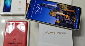 Mint
													Huawei P30 Pro - Unlocked Non-US, Red, 256 GB, 8 GB, photo 1 of 12