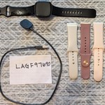 Good Fitbit Versa 4 - Graphite