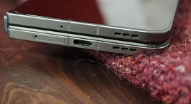 Mint
													OnePlus Open - Unlocked, Black, 512 GB, 16 GB, photo 3 of 10