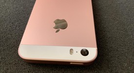 Good
													Apple iPhone SE 1st Gen 2016 - Sprint, Rose Gold, 32 GB, A1723, photo 6 of 6