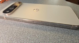 Mint
													Google Pixel 9 Pro XL - AT&T, Porcelain, 256 GB, 16 GB, GGX8B, photo 3 of 8