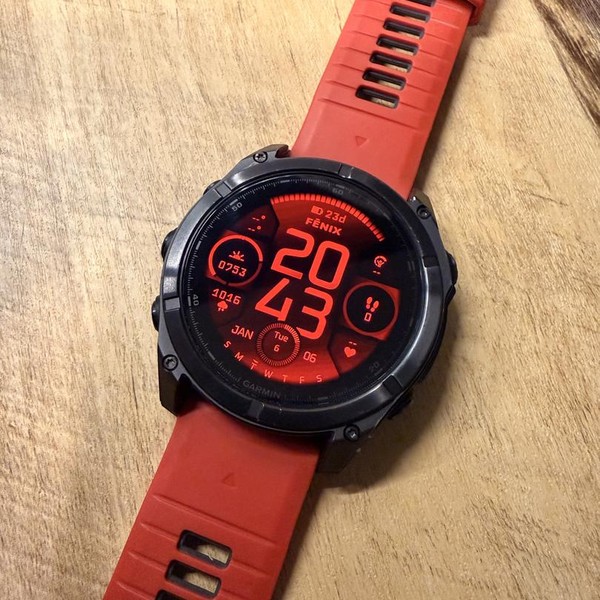 Garmin Fenix 8 - Carbon, AMOLED