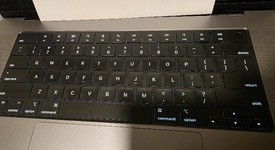 Good
													MacBook Pro 2021 - 16" - Apple M1 Pro 10-core, Silver, 512 GB, 16 GB, photo 2 of 10