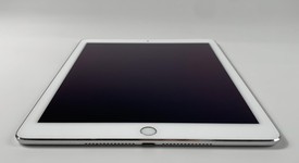 Mint
													Apple iPad Air 2 - Wi-Fi, Silver, 16 GB, photo 3 of 8