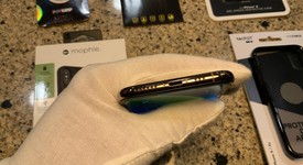 Good
													Apple iPhone Xs - Unlocked, Gold, 256 GB, A1920, photo 5 of 7