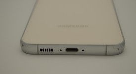 Mint
													Samsung Galaxy S23 FE - Unlocked, Cream, 128 GB, 8 GB, SM-S711U1, photo 4 of 8