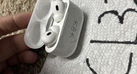 Used
													Apple AirPods Pro 2nd Gen - USB-C, photo 3 of 9
