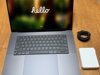 MacBook Pro 2024 - 16"