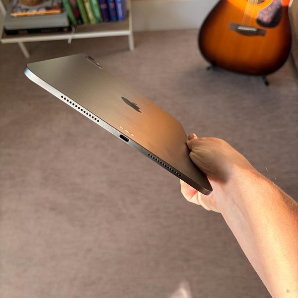 Apple iPad Pro 11 inch (M4) 2024 - Wi-Fi, 256 GB, Black, 8 GB, A2836, Standard Glass