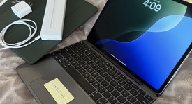 Mint
													Apple iPad Pro 12.9" 6th Gen 2022 - Wi-Fi, Silver, 128 GB, photo 2 of 10