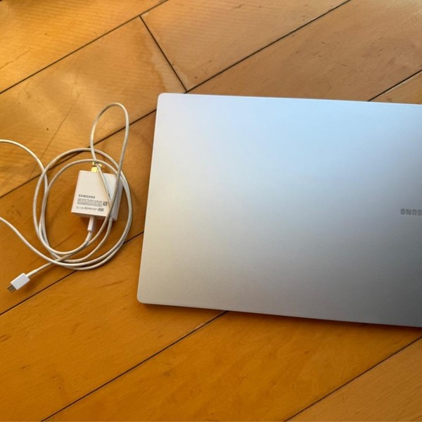 Samsung Galaxy Book4 Edge - 512 GB, Sapphire, 16 GB, 16 inch