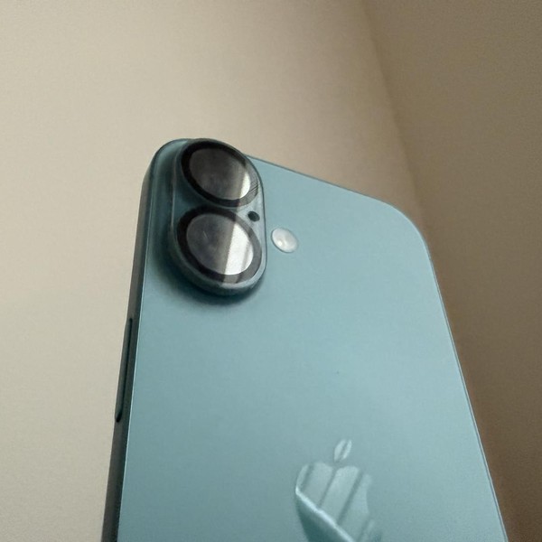 Apple iPhone 16 - Unlocked, 128 GB, Teal, A3081