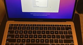 Good
													MacBook Air 2018 - 13" - I5, Silver, 512 GB, 16 GB, photo 3 of 3