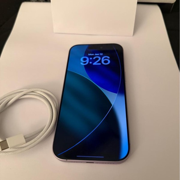 Apple iPhone 17 - Unlocked, 256 GB, Lavender, A3258