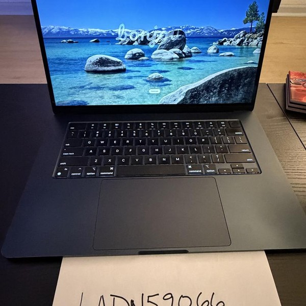 MacBook Air 2024 (M3) - 15 inch - 256 GB, Midnight, 8 GB, Apple M3, 10-core GPU