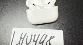 Used
													Apple AirPods Pro 2 - USB-C, photo 4 of 4