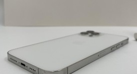 Fair
													Apple iPhone 12 Pro Max - Unlocked, Silver, 128 GB, A2342, photo 4 of 6