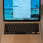 Good MacBook Air 2020 - 13 inch - 256 GB, Gold, 8 GB, Apple M1