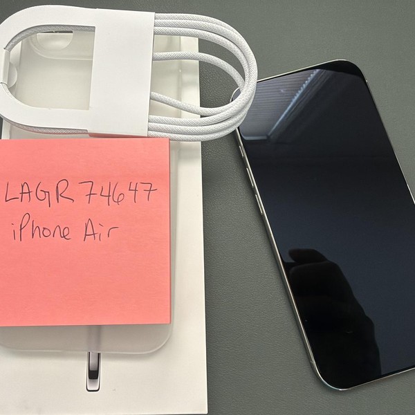 Apple iPhone Air - Unlocked, 256 GB, Cloud White, A3260