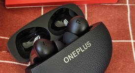 Used
													OnePlus Buds Pro 3 - Midnight Opus, photo 2 of 6