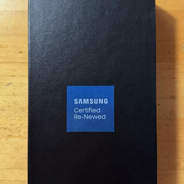 Samsung Galaxy S22 - Unlocked, 128 GB, Black, 8 GB, SM-S901U1