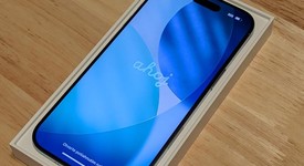 Good
													Apple iPhone Air - Unlocked, Sky Blue, 256 GB, A3260, photo 3 of 12