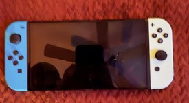 Mint
													Nintendo Switch - OLED - White, 64 GB, photo 1 of 5