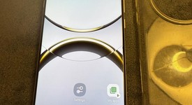 Mint
													Oppo Find X8 Pro - Unlocked Non-US, Pearl White, 512 GB, 16 GB, photo 3 of 11